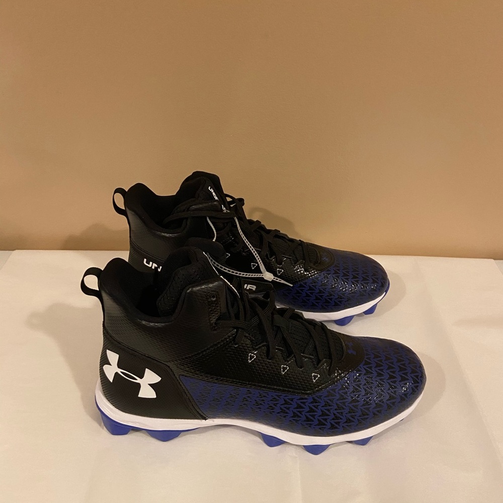 Under armour black cleats size 12